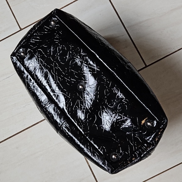 YSL Easy Y Logo Patent Leather Bag Black Silver - Picture 4 of 16